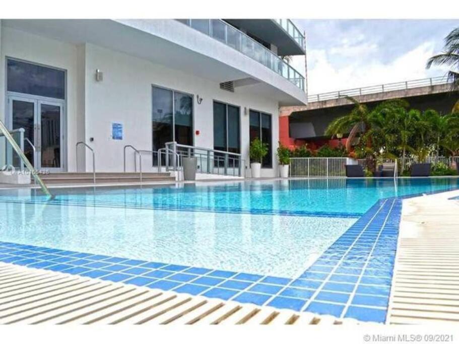 2BR 2Bth Hallandale Beach Miami Ft Lauderdale FL Esterno foto